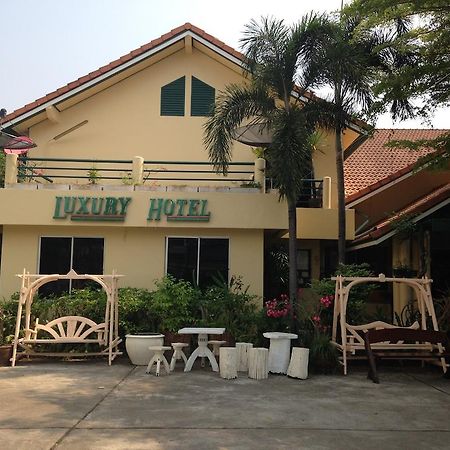 Luxury Hotel Ban Don Rak Exterior photo